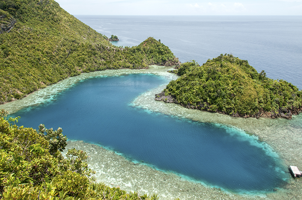 Karwapop, love lagoon, Misool Raja Ampat, West Papua